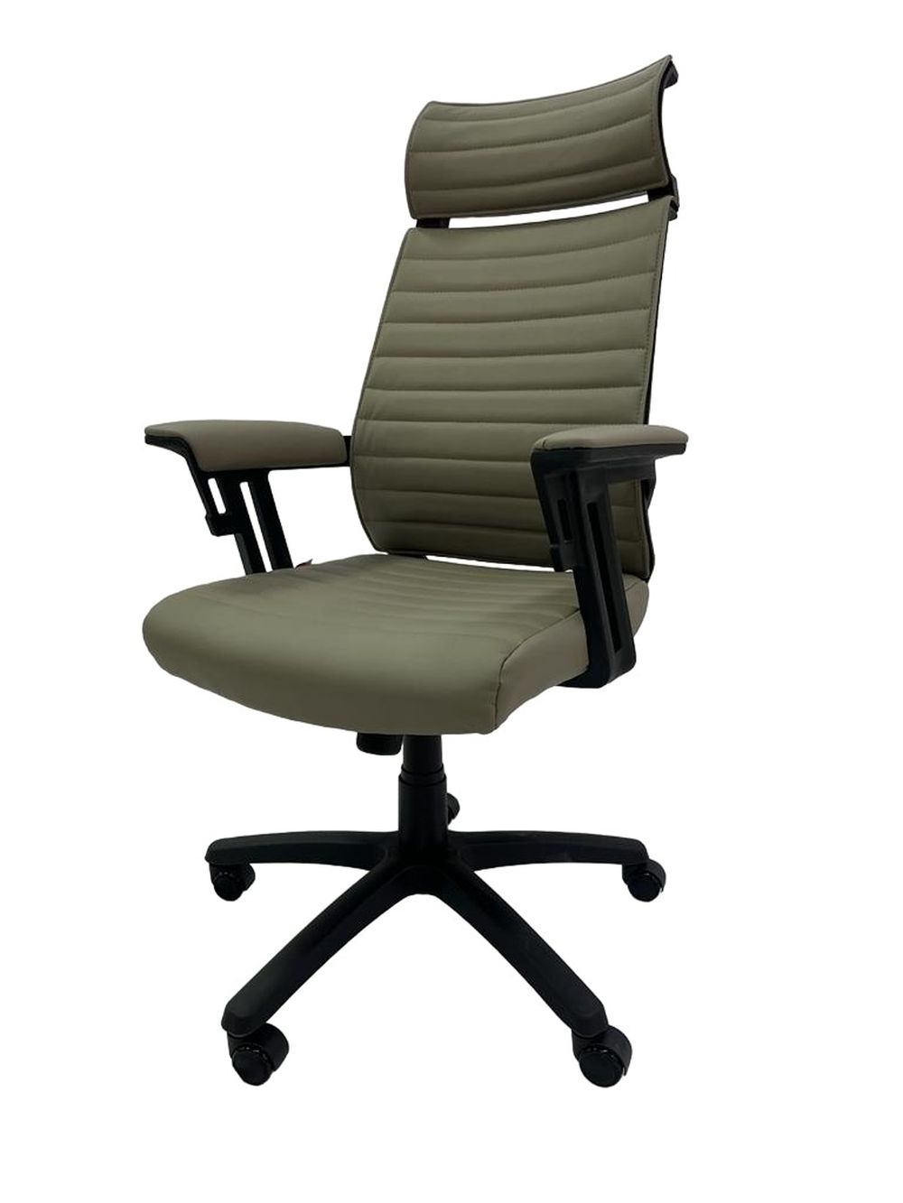 Офисное кресло,вращающееся,с регулируемой высотой RT-007-1 Серый