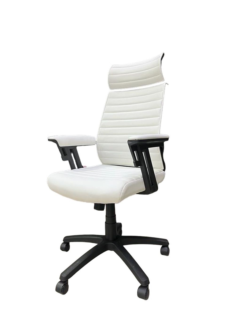 Офисное кресло,вращающееся,с регулируемой высотой RT-007-1 Белый