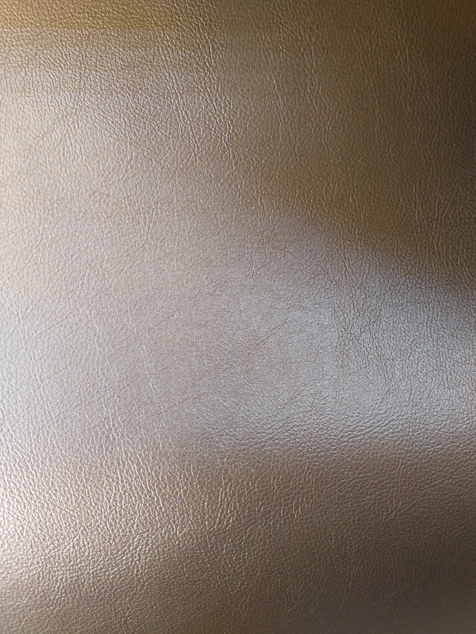 Иск.кожа ПВХ золото 0,8х1400mm (50м)