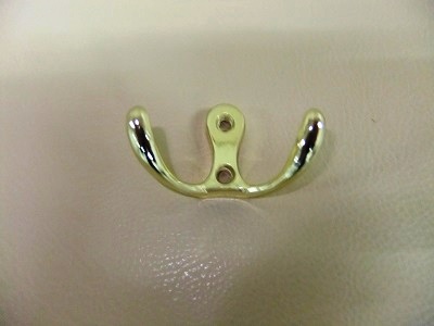 Крючок 2-х рожковый мал. золото (350)