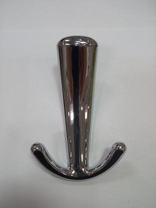 Крючок 3-х рожковый хром (150/15)