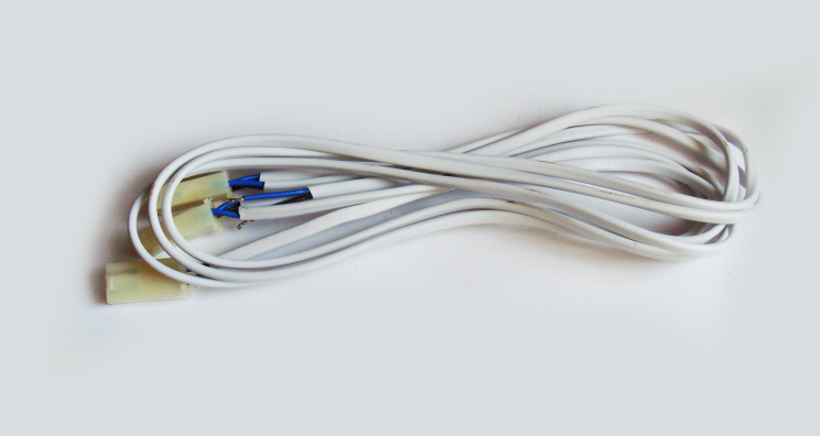 Соединительный провод-шлейф 3,0м ШВВП2х0,5 с тремя коннекторами ТА02-А-мама, белый